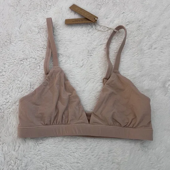 Skims Women's Fits Everybody Triangle Bralette Mica Tan Size XXS BR-TRI-2024 NWT - Picture 3 of 9